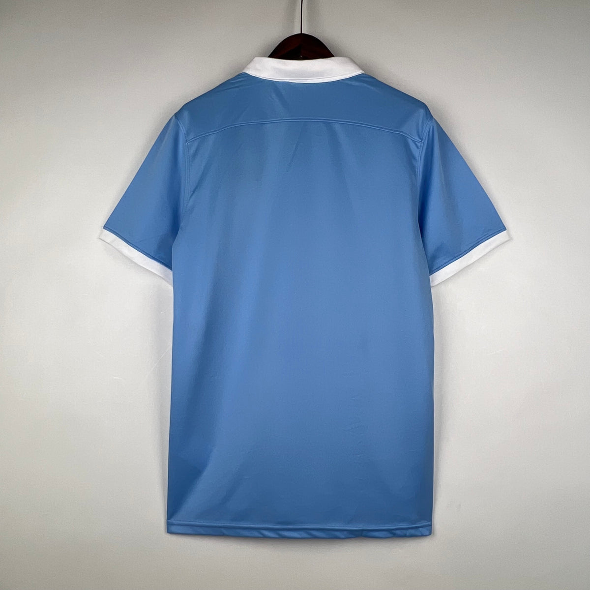 Manchester City 2015/16 Retro Kit